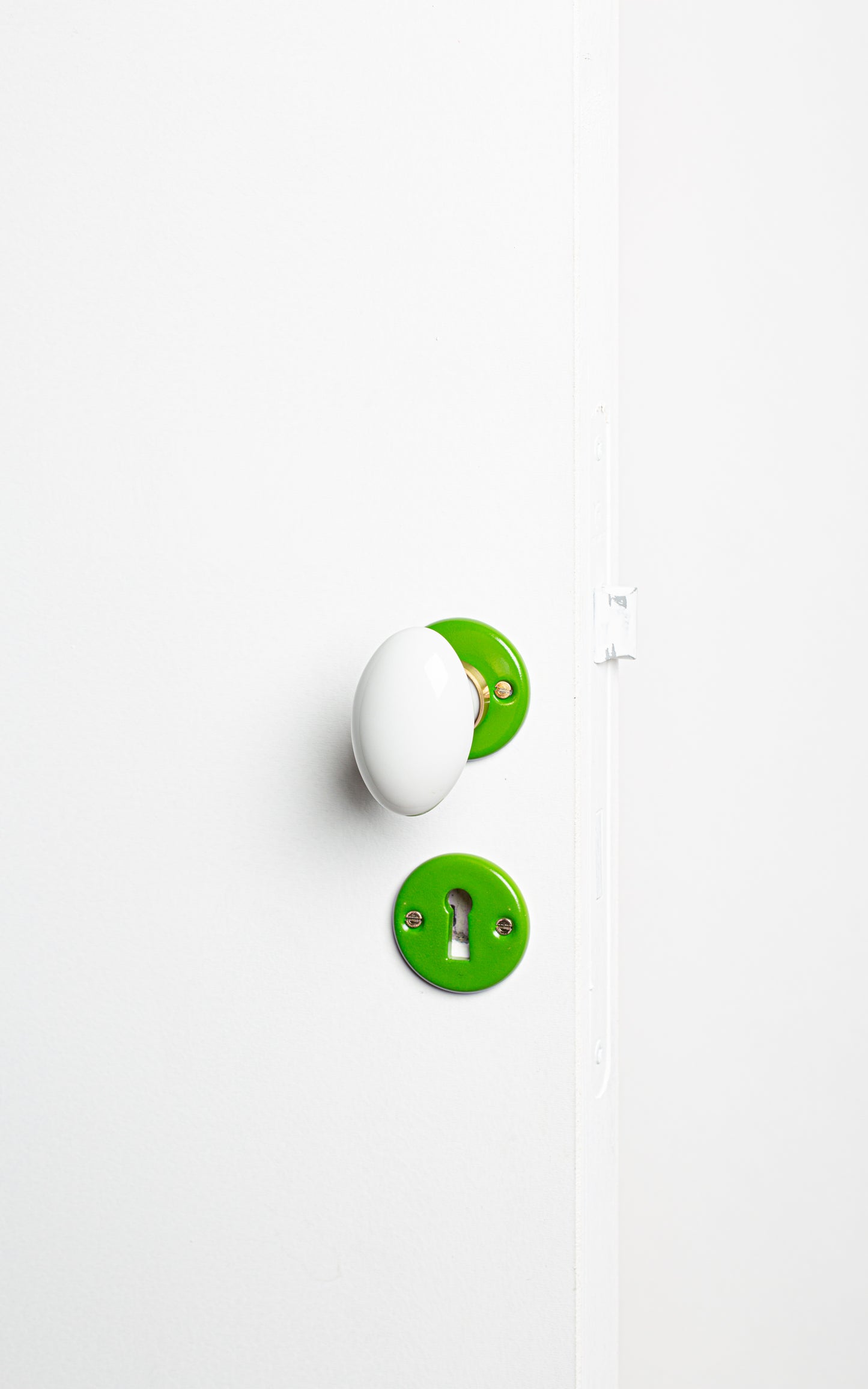 Bouton de porte ovale en porcelaine blanc