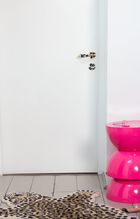 Fanny's door look