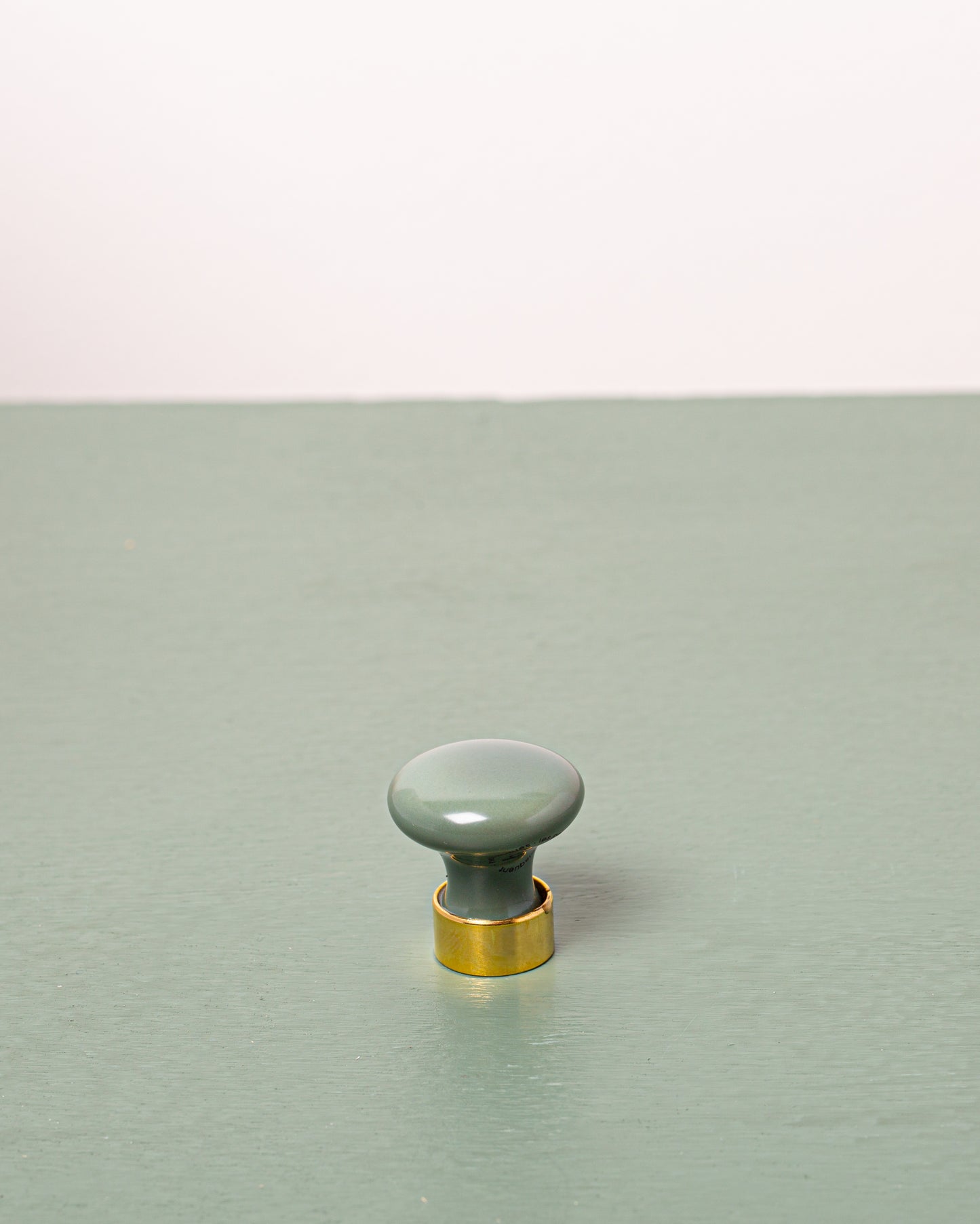 Bouton de meuble en porcelaine Vert Kaki