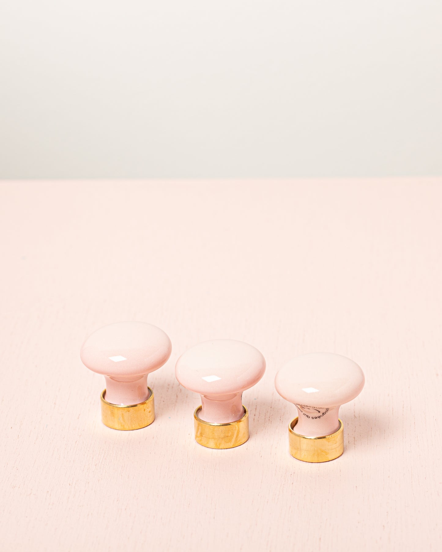 Bouton de meuble en porcelaine Vieux Rose