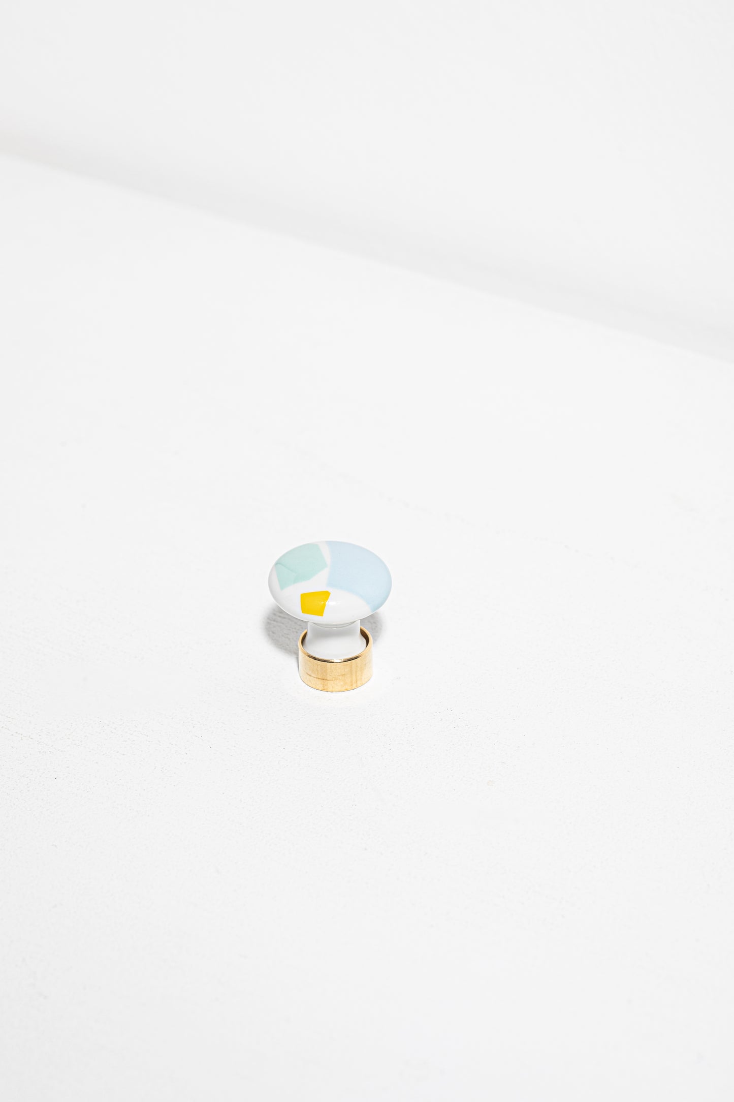 Bouton de meuble en porcelaine Collage Couleurs