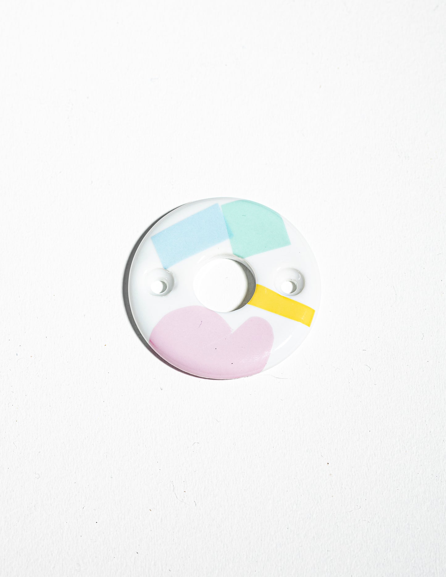 Rosace de poignée en porcelaine Collage Couleur